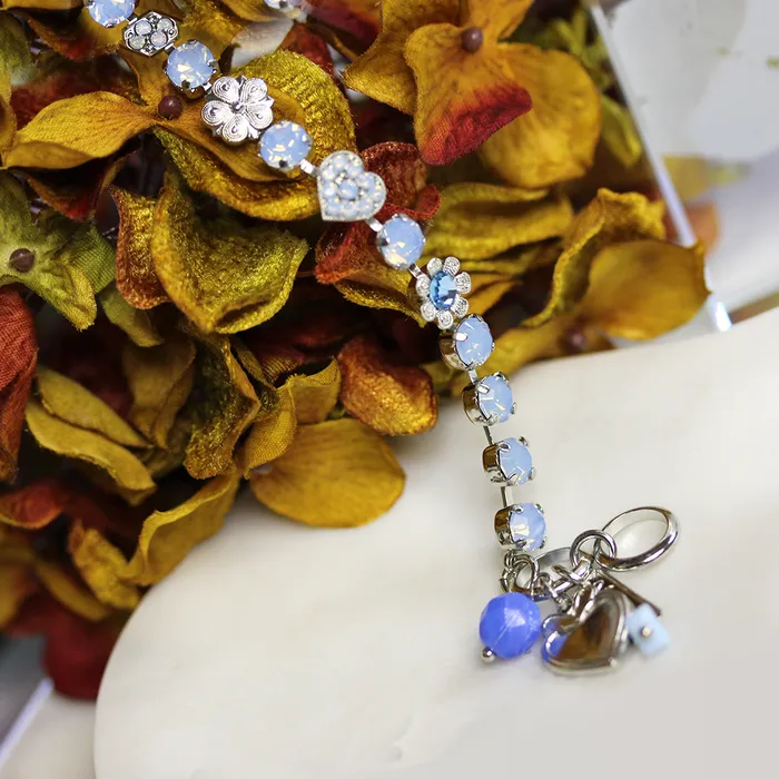 Mariana Bracelets Petite Heart Flower Bracelet in Florida Blues Mariana Bracelets Petite Heart Flower Bracelet in Florida Blues