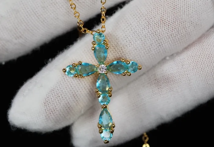 Necklaces My Store Blue Diamond Cross Pendant Green Diamond Cross Pendant