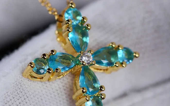 Necklaces My Store Blue Diamond Cross Pendant Green Diamond Cross Pendant